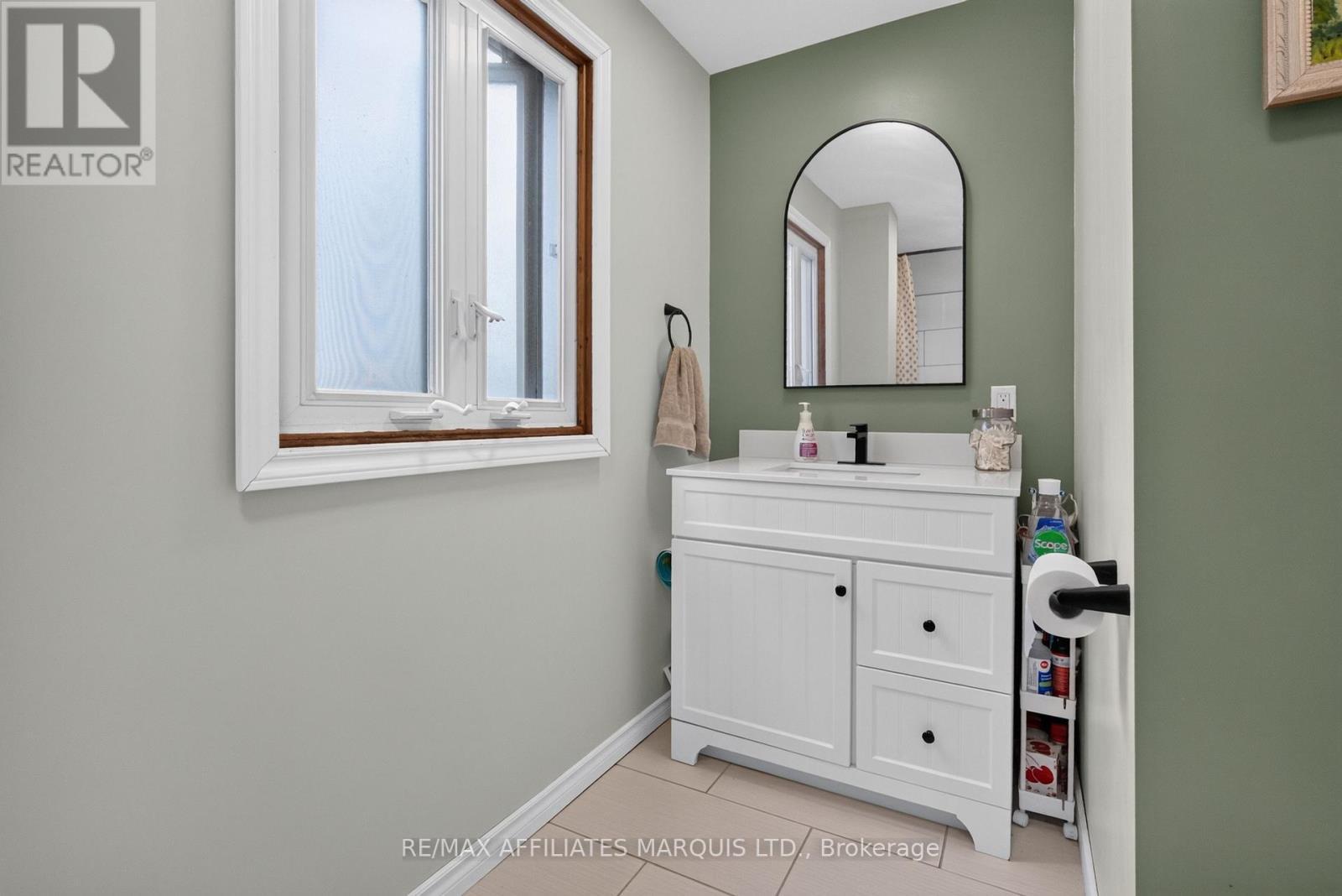 41 Eleventh Street E, Cornwall, ON