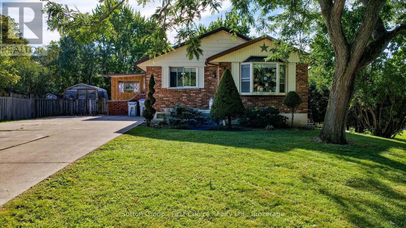 146 Jarvis Street S, Huron East (Seaforth), ON