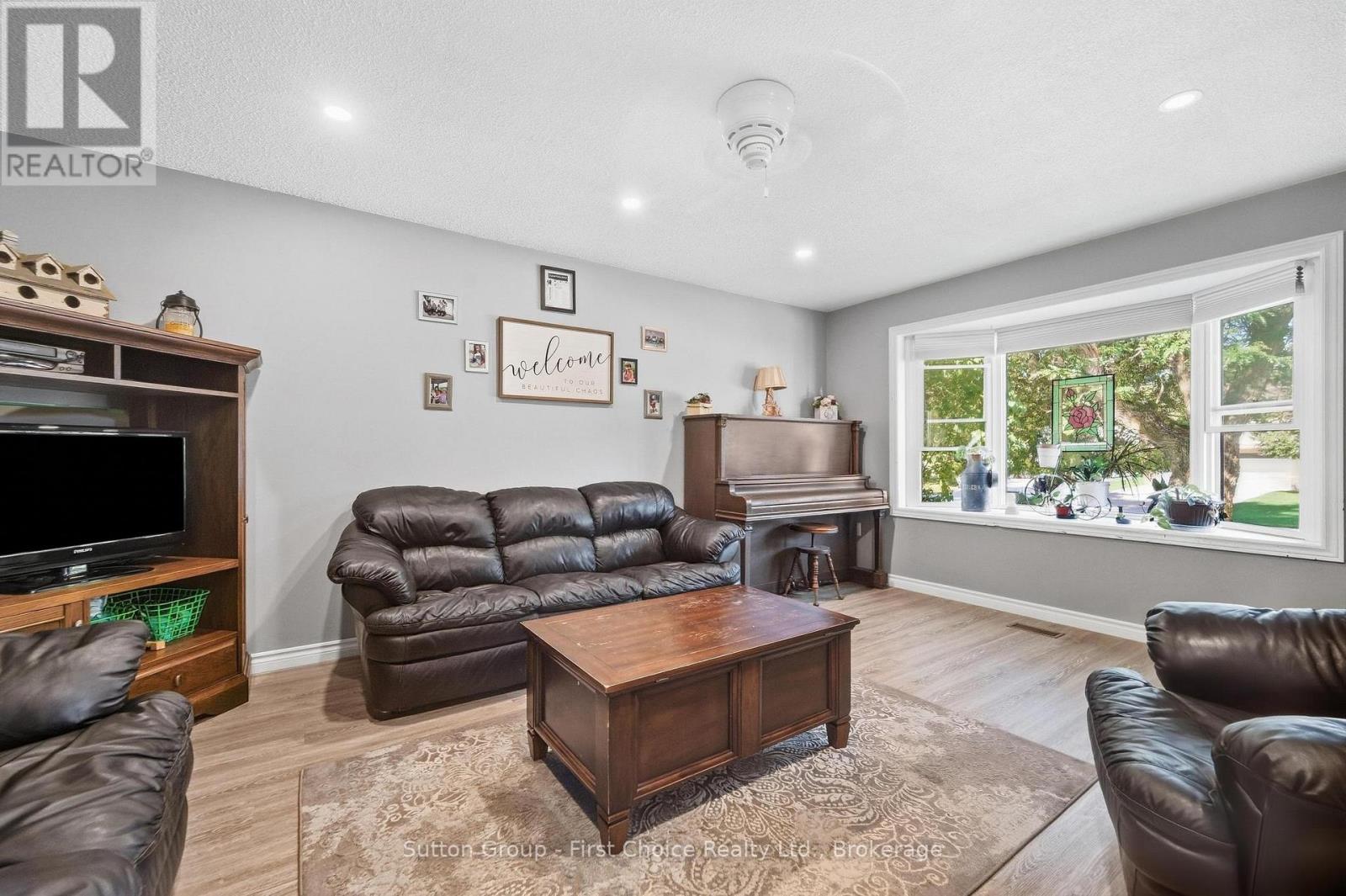 146 Jarvis Street S, Huron East (Seaforth), ON