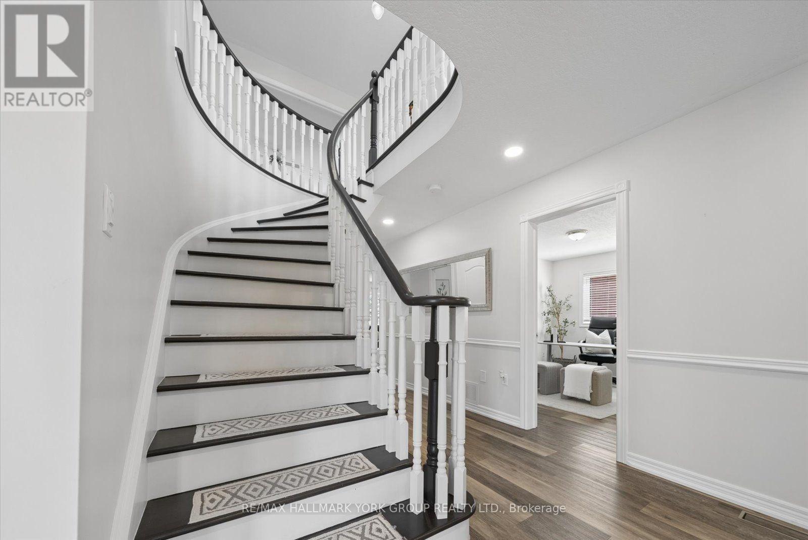 70 Bambi Crescent, Georgina, ON