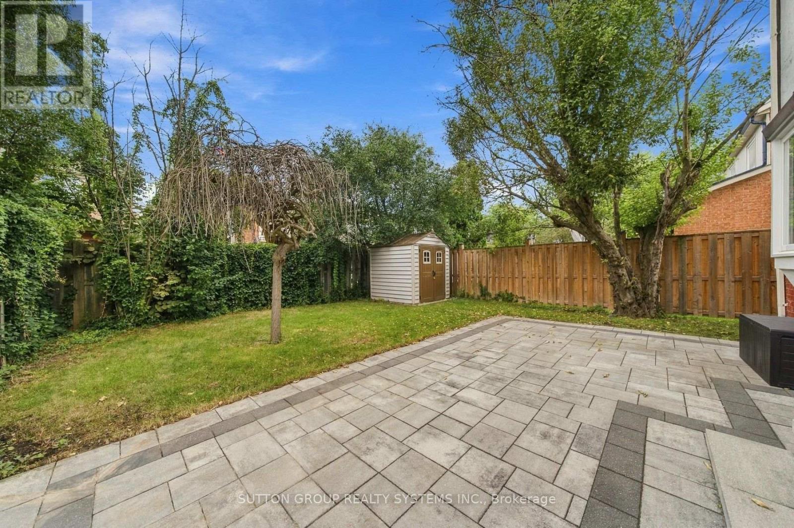 2250 Munn'S Avenue, Oakville, ON