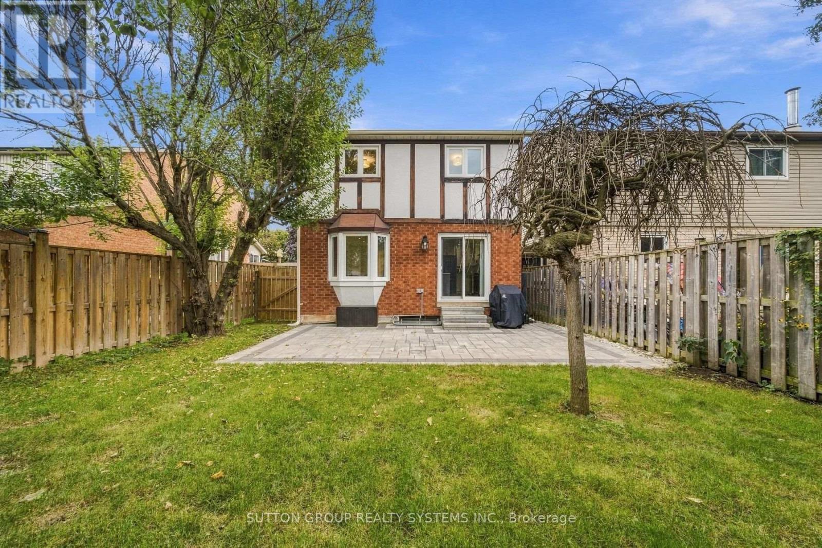 2250 Munn'S Avenue, Oakville, ON