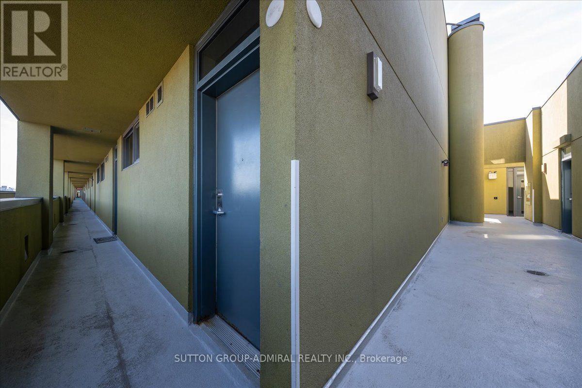 Exterior Hallway - 506B - 25 Ritchie Avenue, Toronto, ON