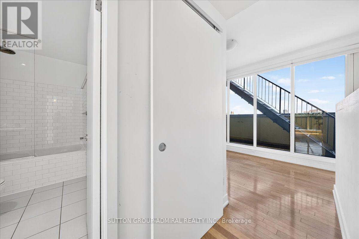 506B - 25 Ritchie Avenue, Toronto, ON