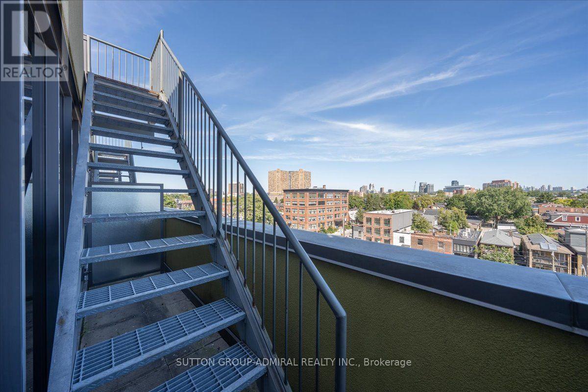 Stairway to Patio - 506B - 25 Ritchie Avenue, Toronto, ON
