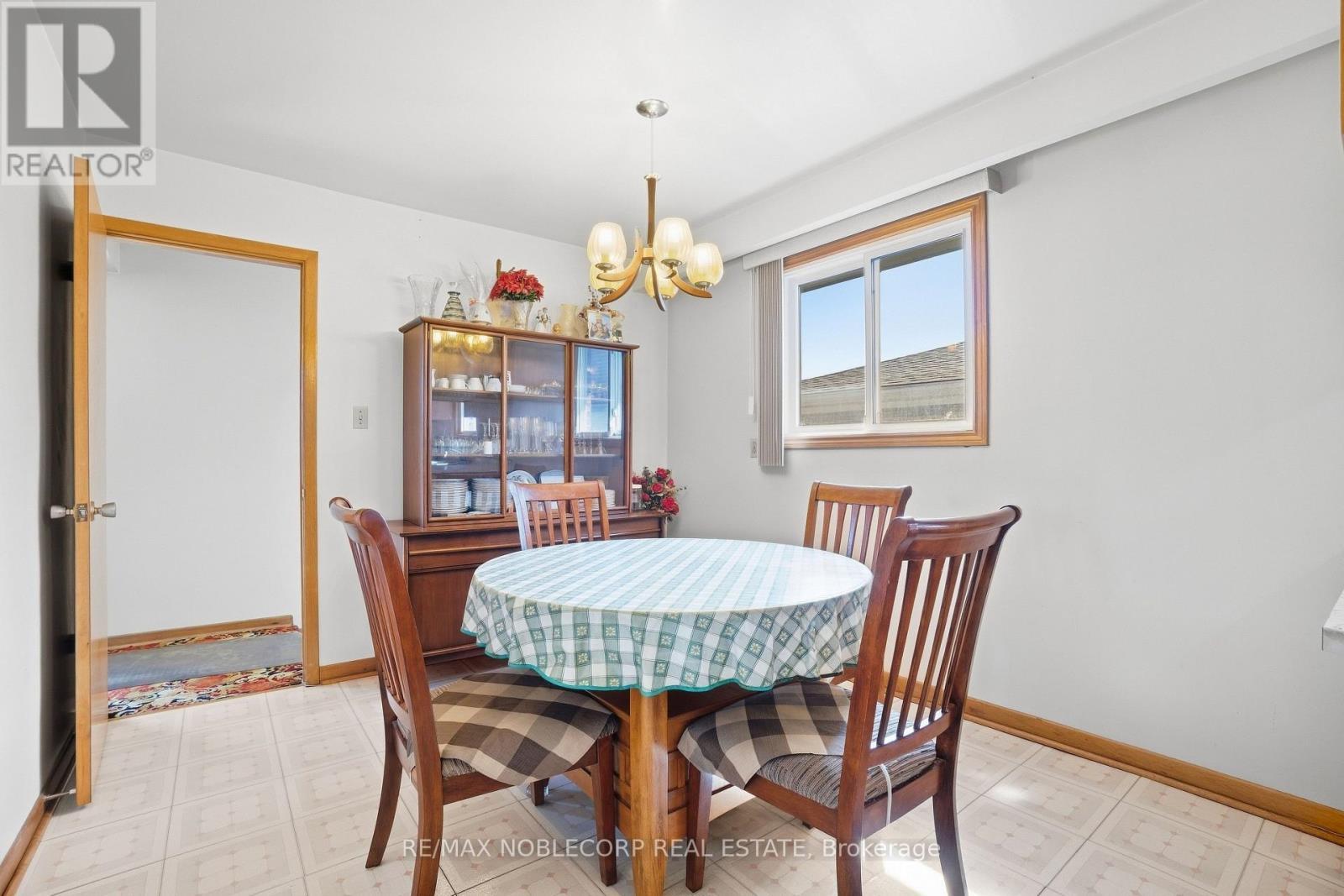 81 Blossom Crescent, Toronto, ON