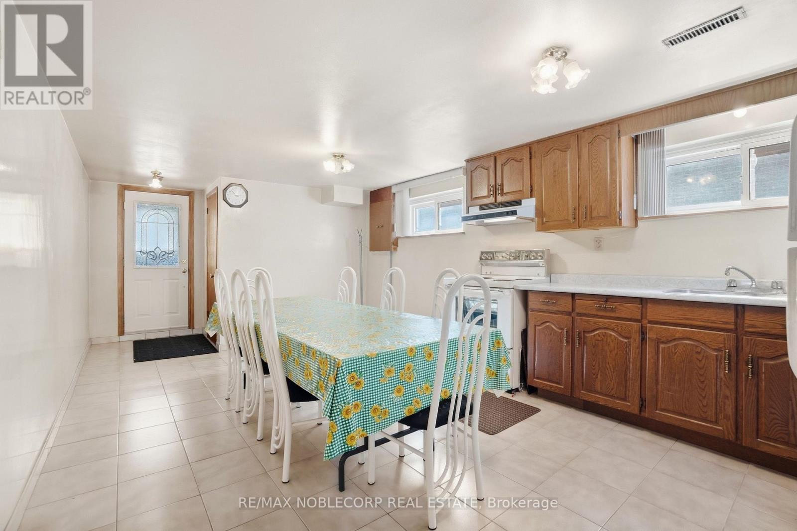 81 Blossom Crescent, Toronto, ON