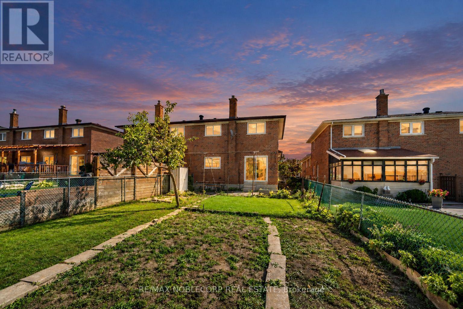81 Blossom Crescent, Toronto, ON