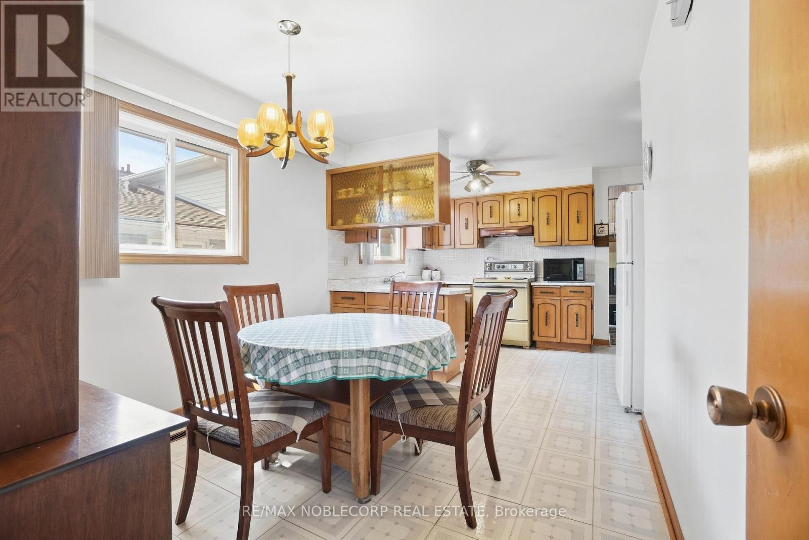 81 Blossom Crescent, Toronto, ON