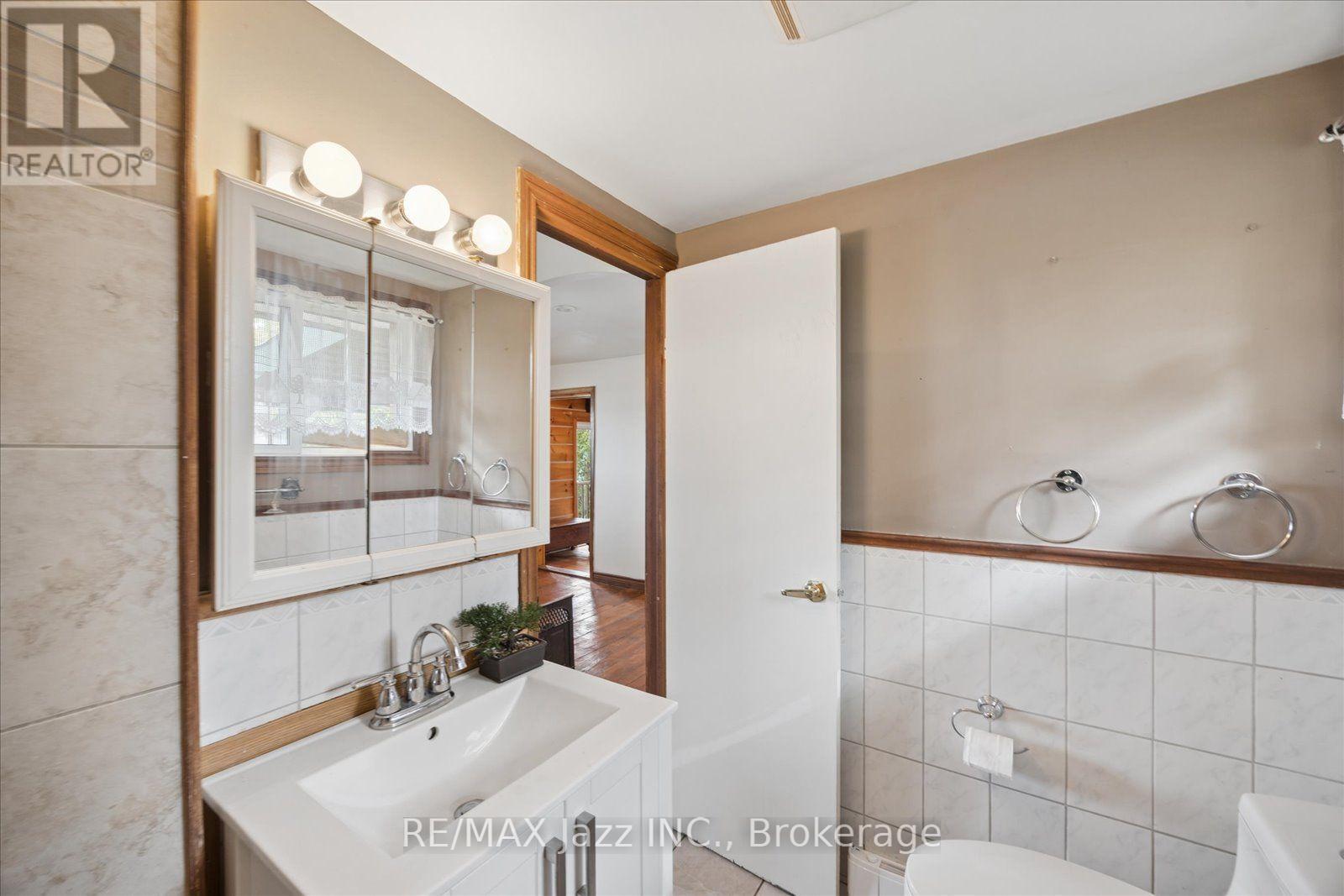 841 Fifes Bay Marina Lane, Selwyn, ON