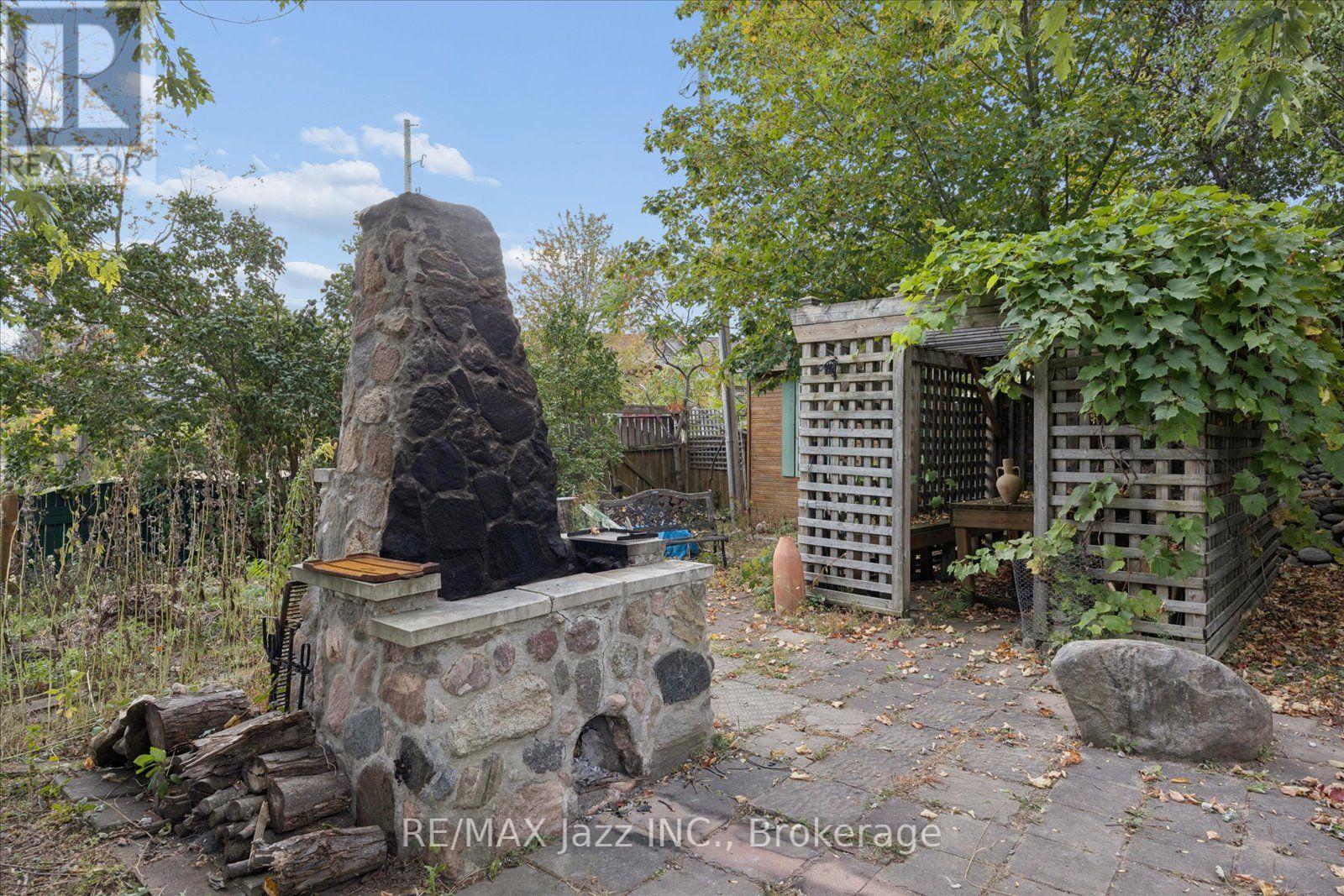 841 Fifes Bay Marina Lane, Selwyn, ON