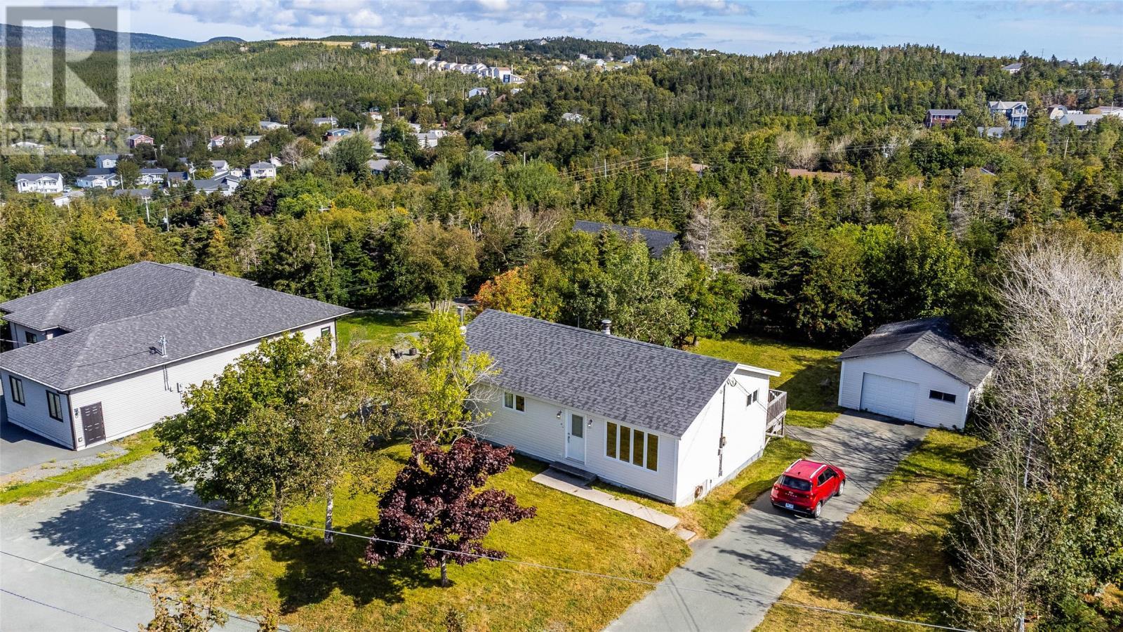 17 Hilltop Lane, Portugal Cove - St. Philip'S, NL
