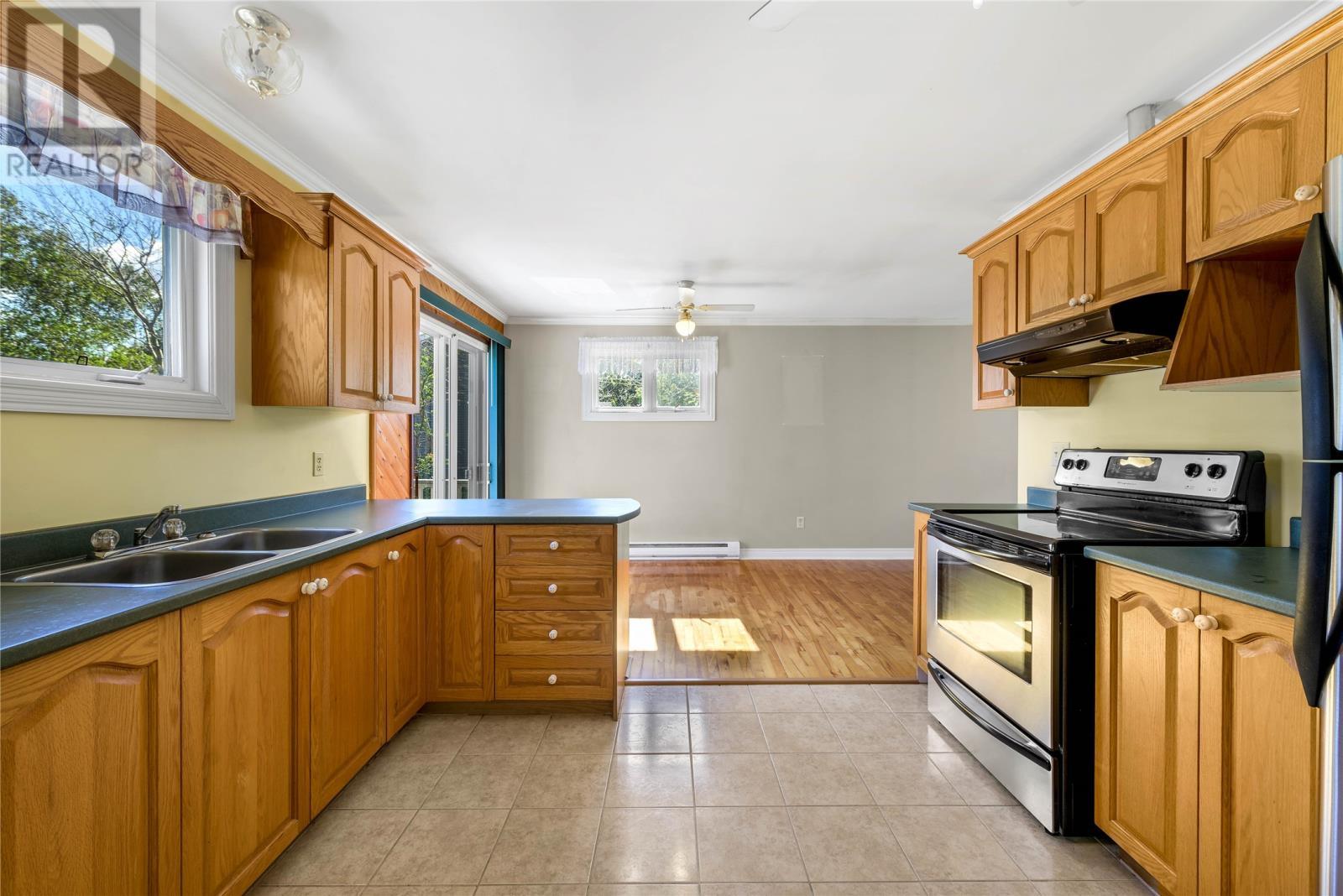 17 Hilltop Lane, Portugal Cove - St. Philip'S, NL