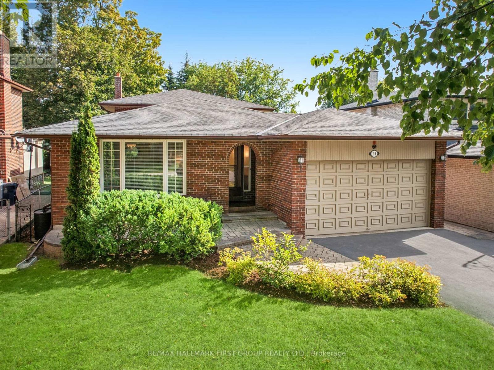 21 Ivan Road, Toronto, ON