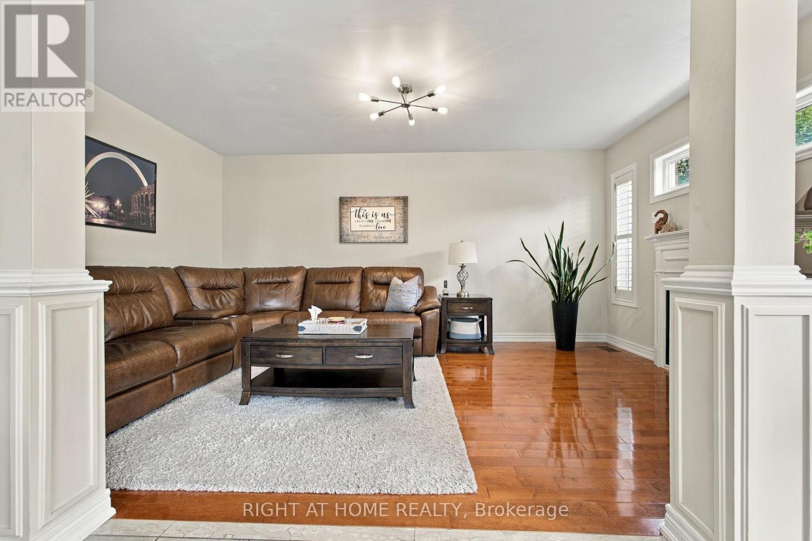 Family Room - 212 Bachman Drive, Vaughan, ON