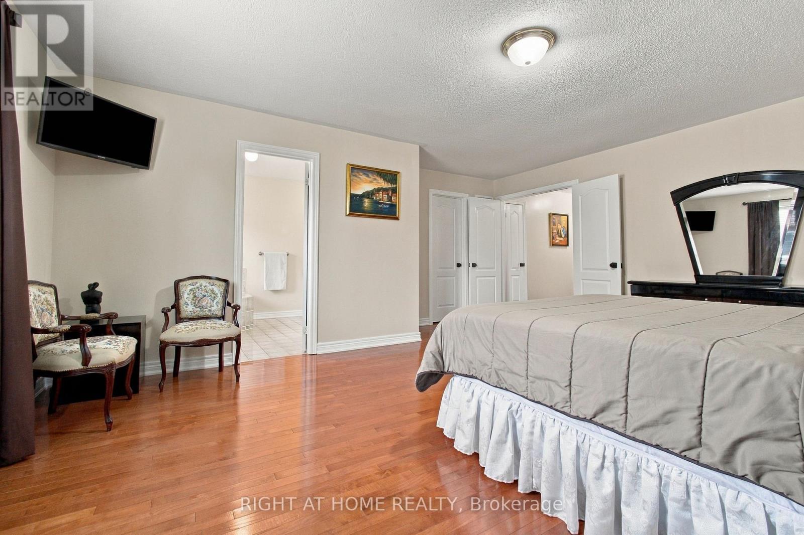 212 Bachman Drive, Vaughan, ON