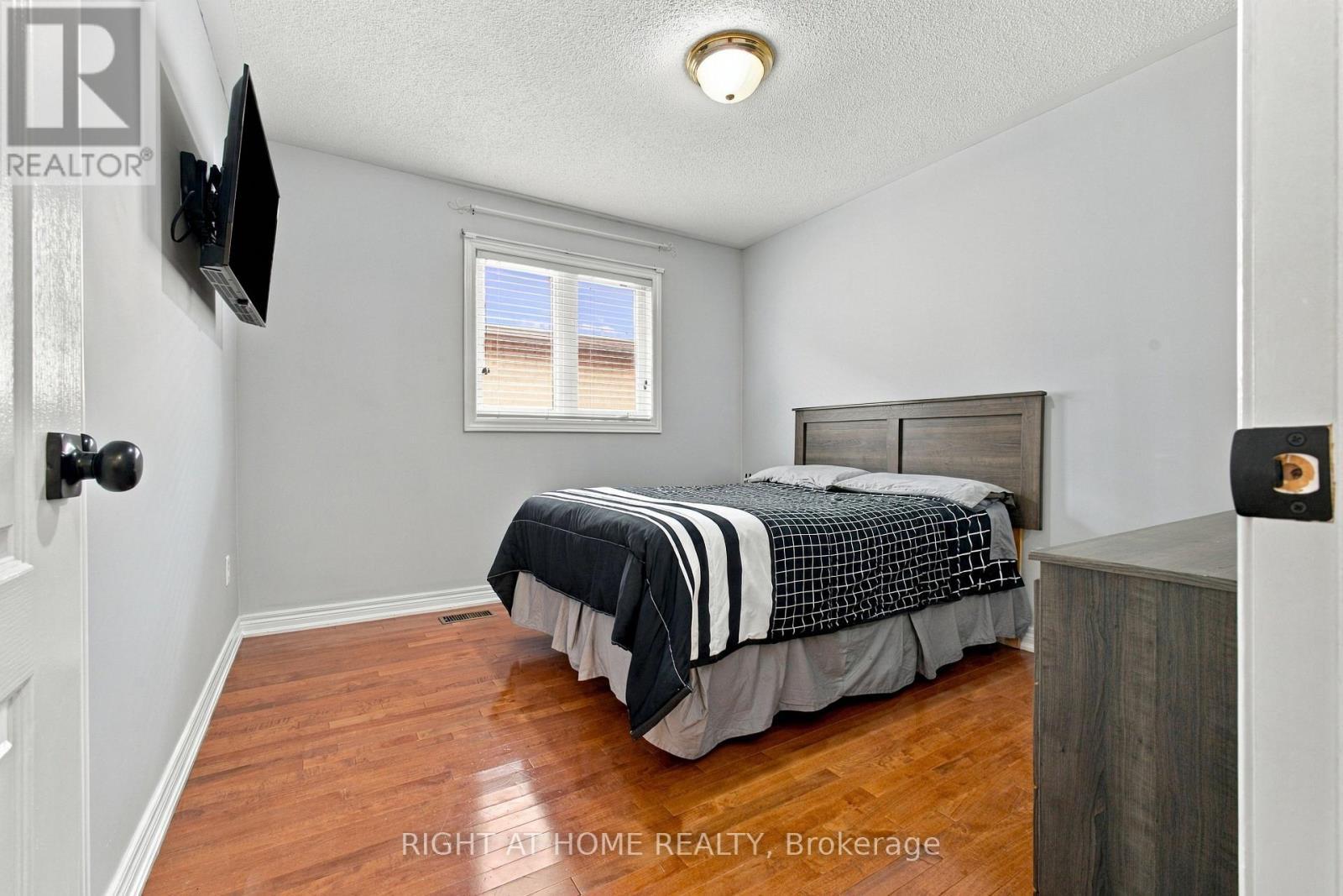 2nd Bedroom - 212 Bachman Drive, Vaughan, ON