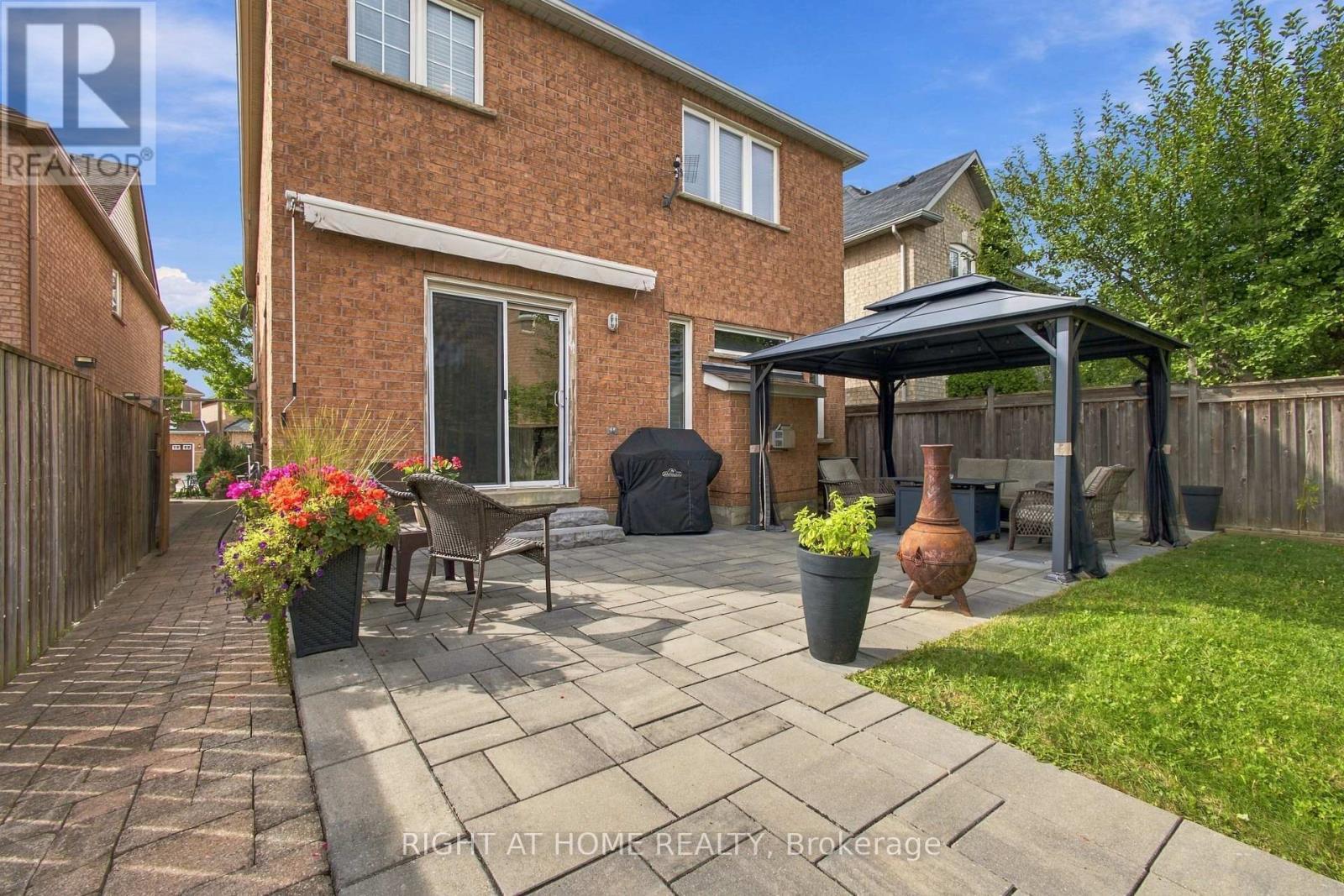 212 Bachman Drive, Vaughan, ON