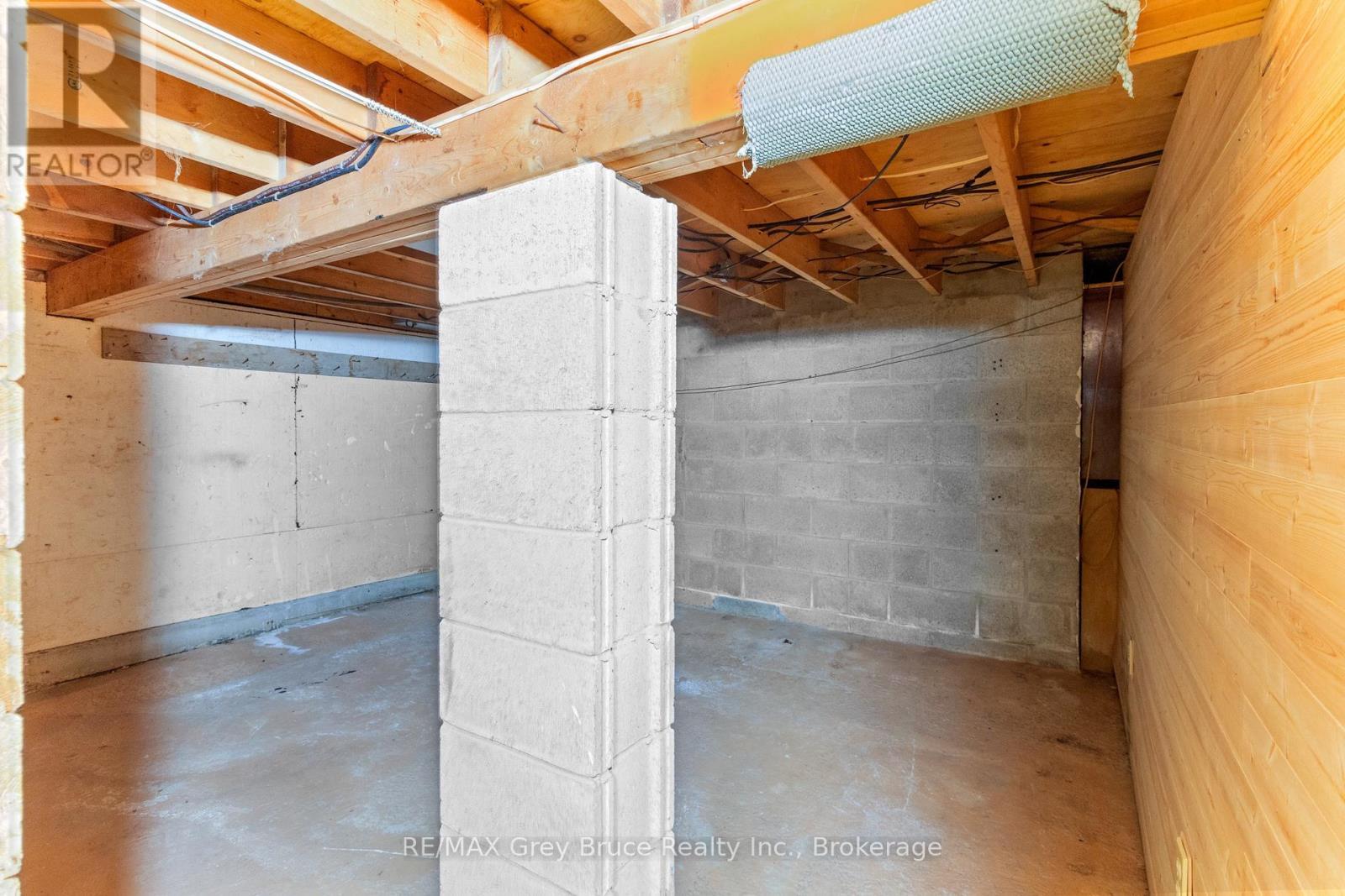 Other unfinished basement space or storage - 28 Stewarts Point, Northern Bruce Peninsula, ON