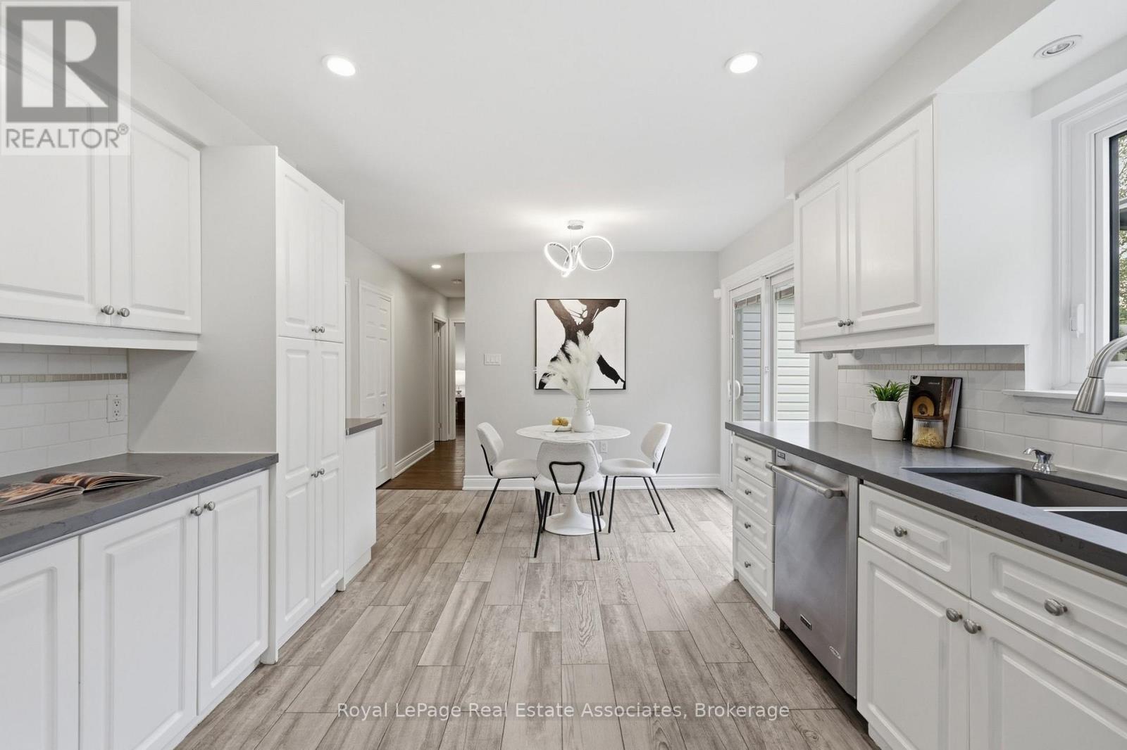 1924 Balsam Avenue, Mississauga, ON