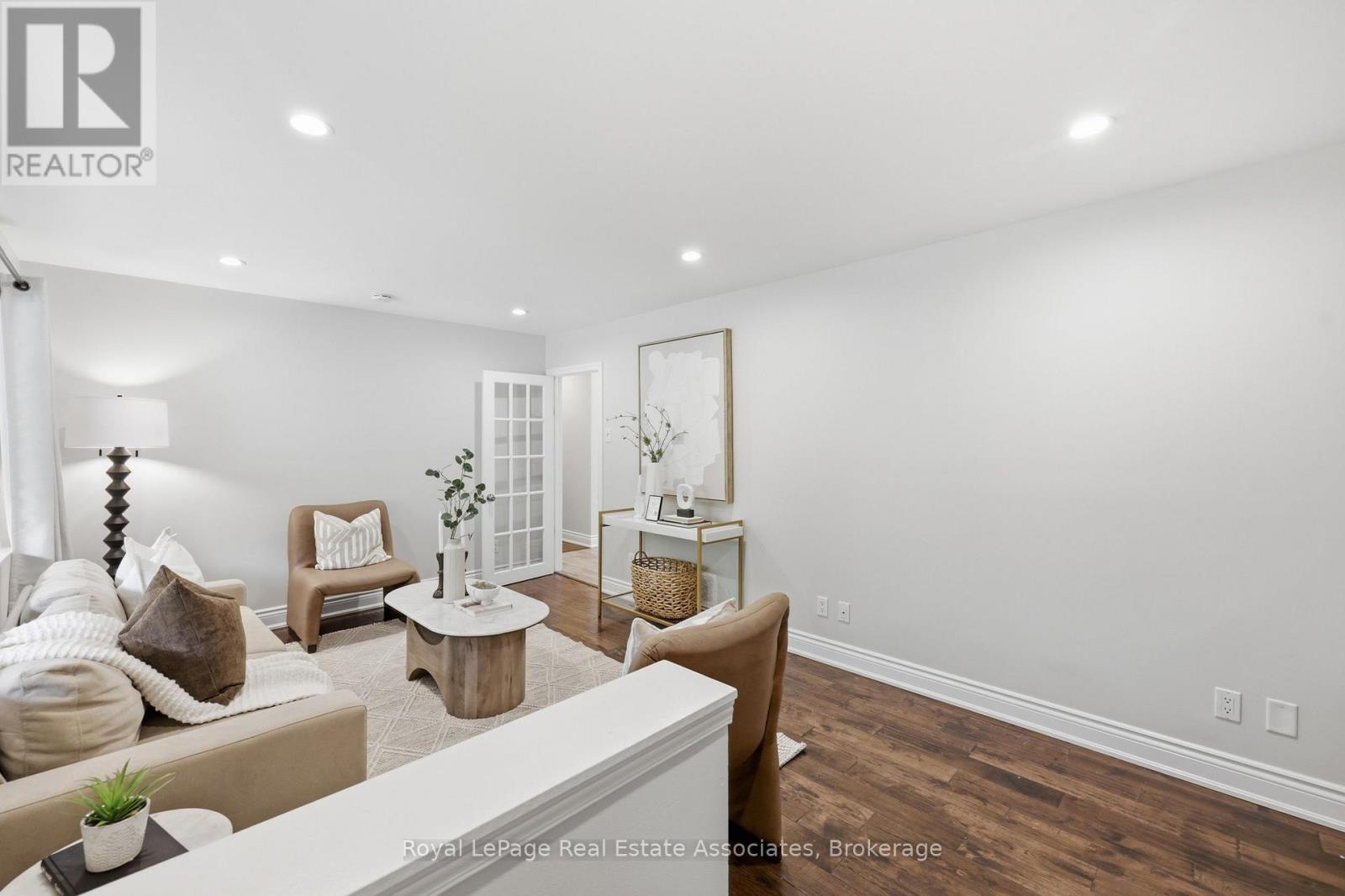 1924 Balsam Avenue, Mississauga, ON