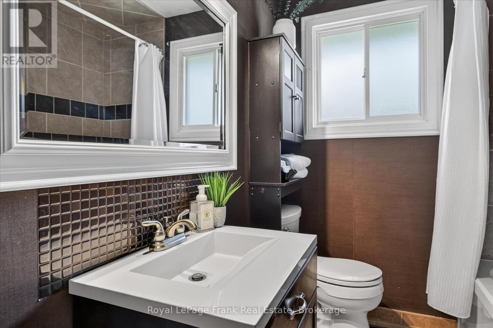 870 Hemlock Street, Peterborough (Northcrest Ward 5), ON