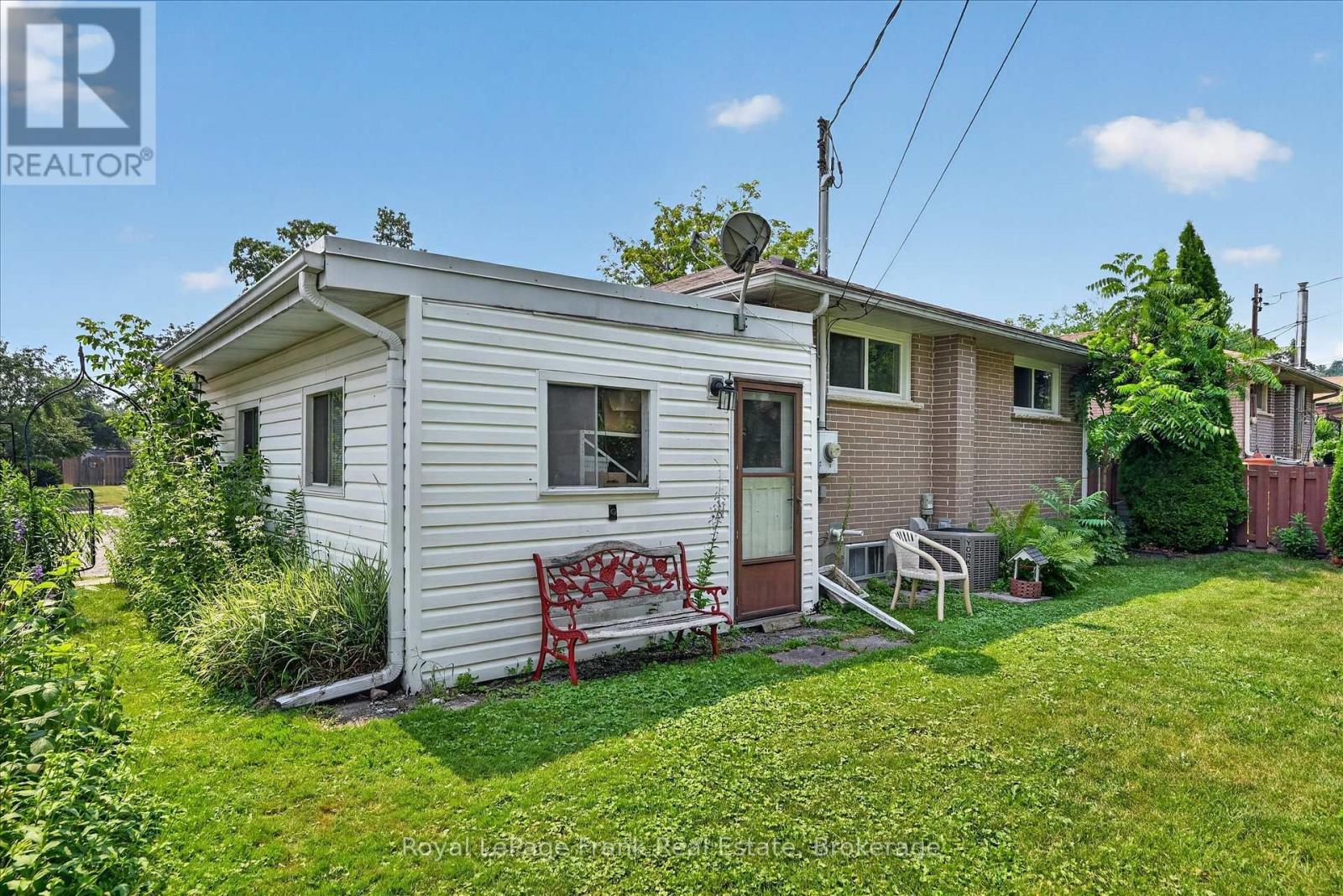 870 Hemlock Street, Peterborough (Northcrest Ward 5), ON