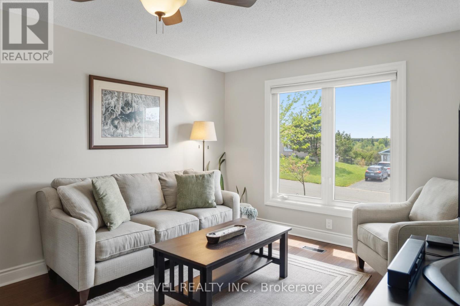 29 Saint John Street, Amaranth, ON