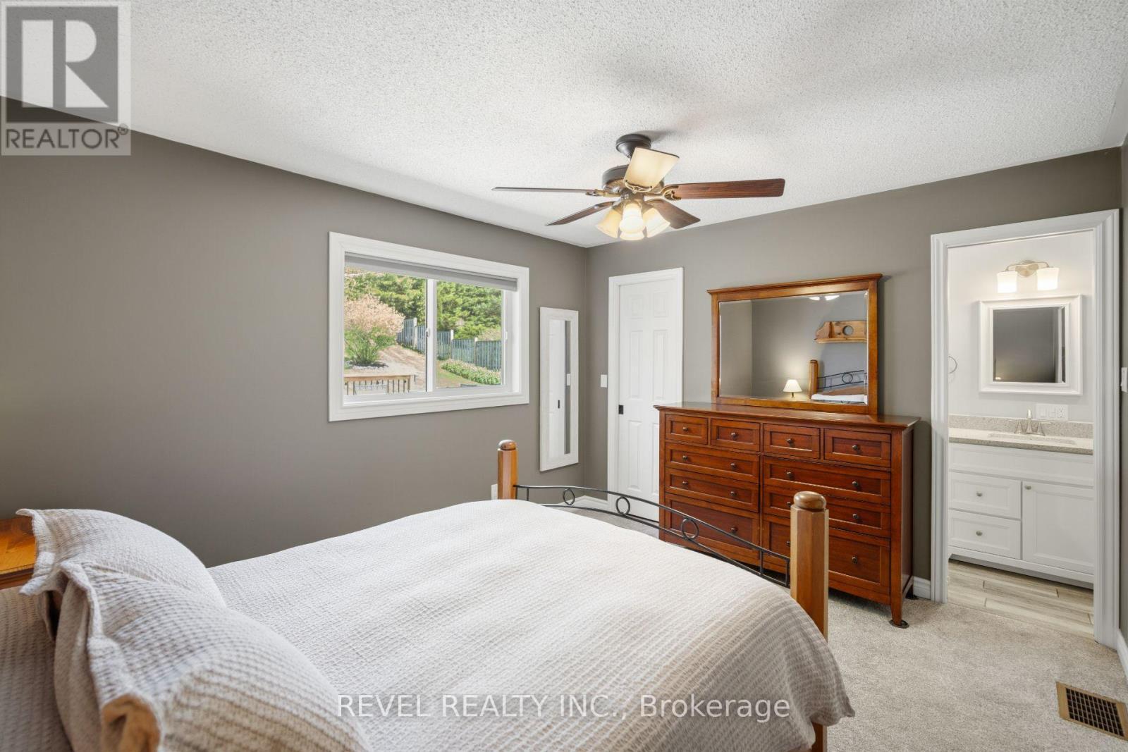 29 Saint John Street, Amaranth, ON