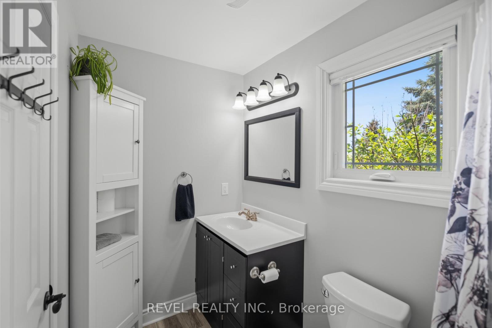 29 Saint John Street, Amaranth, ON