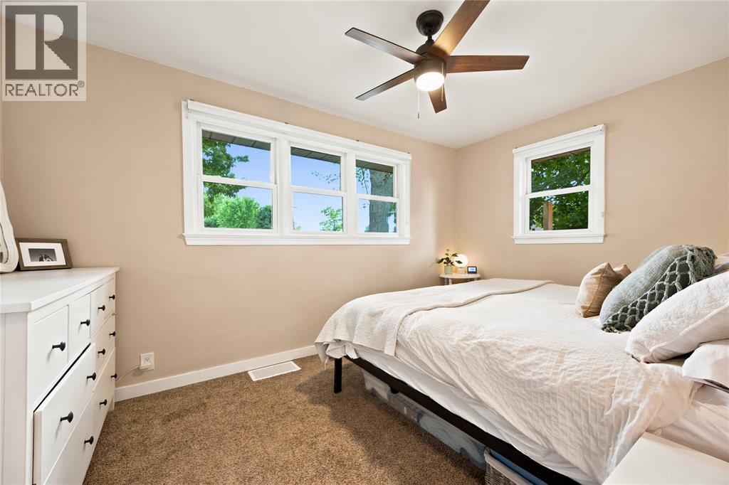 875 Woodland Avenue, Sarnia, ON