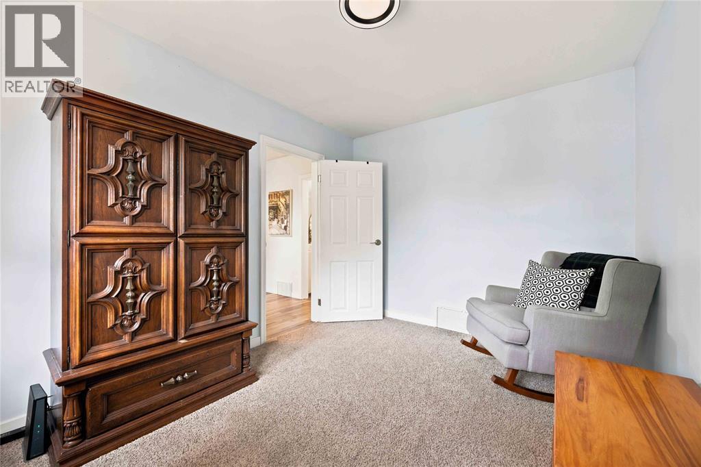 875 Woodland Avenue, Sarnia, ON