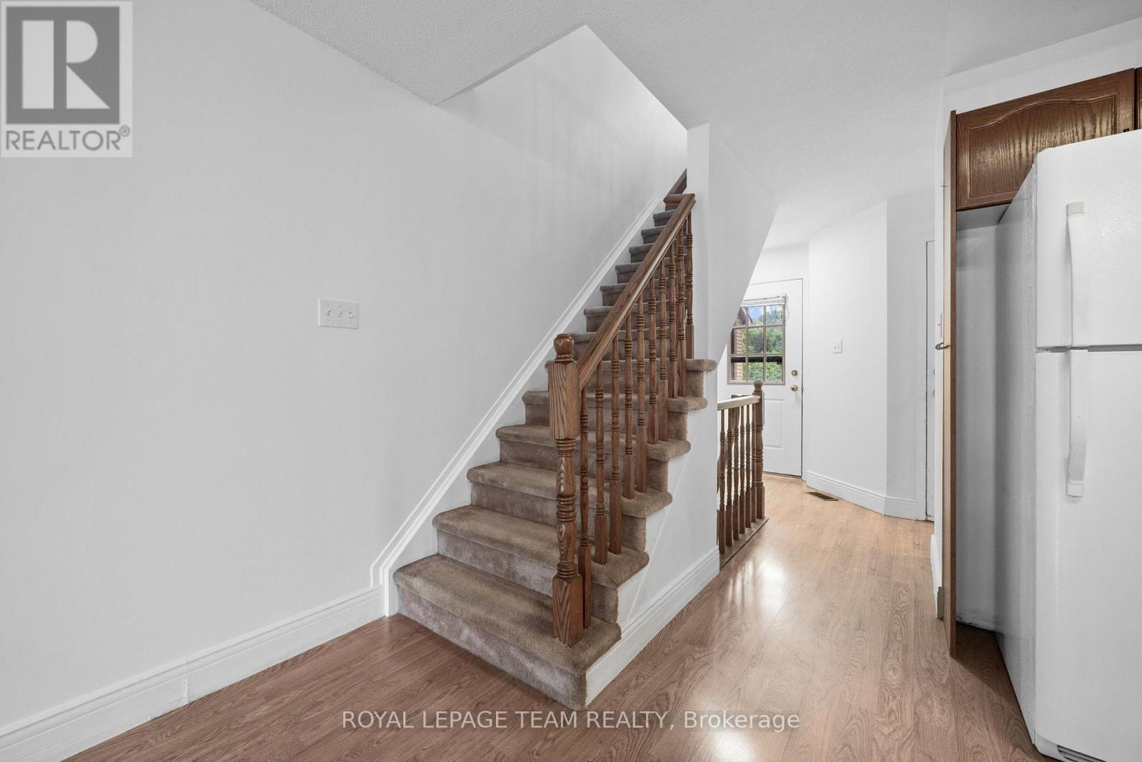 B - 5744 Andrasi Crescent, Ottawa, ON