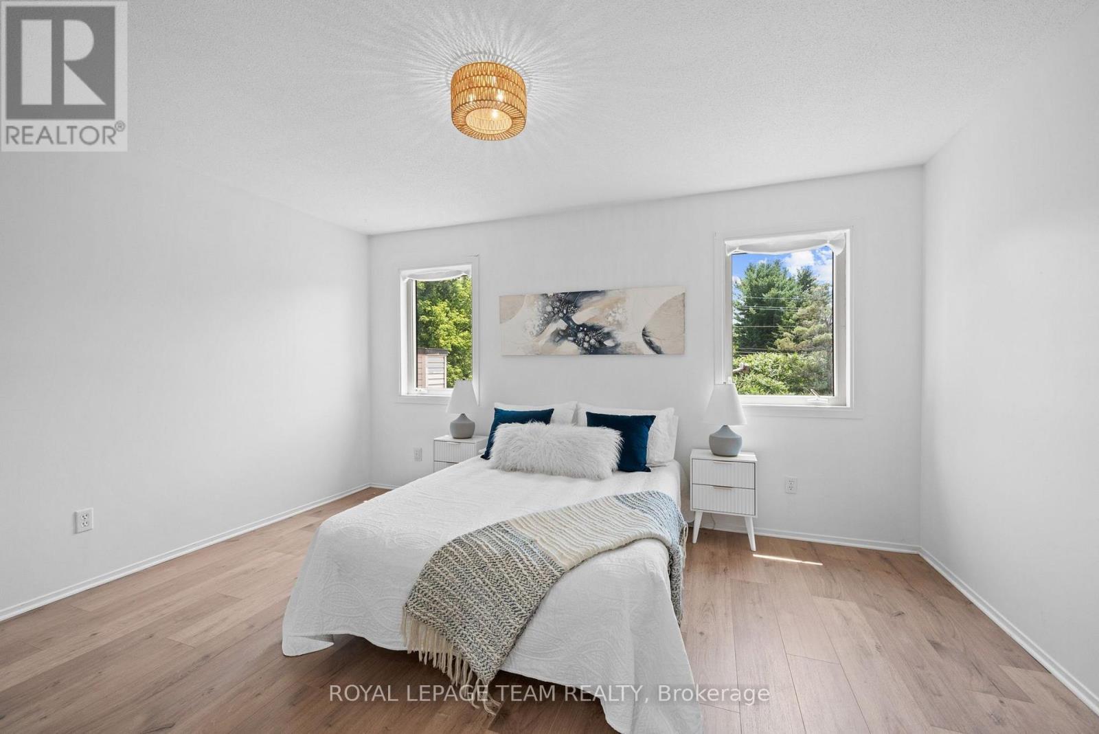 B - 5744 Andrasi Crescent, Ottawa, ON