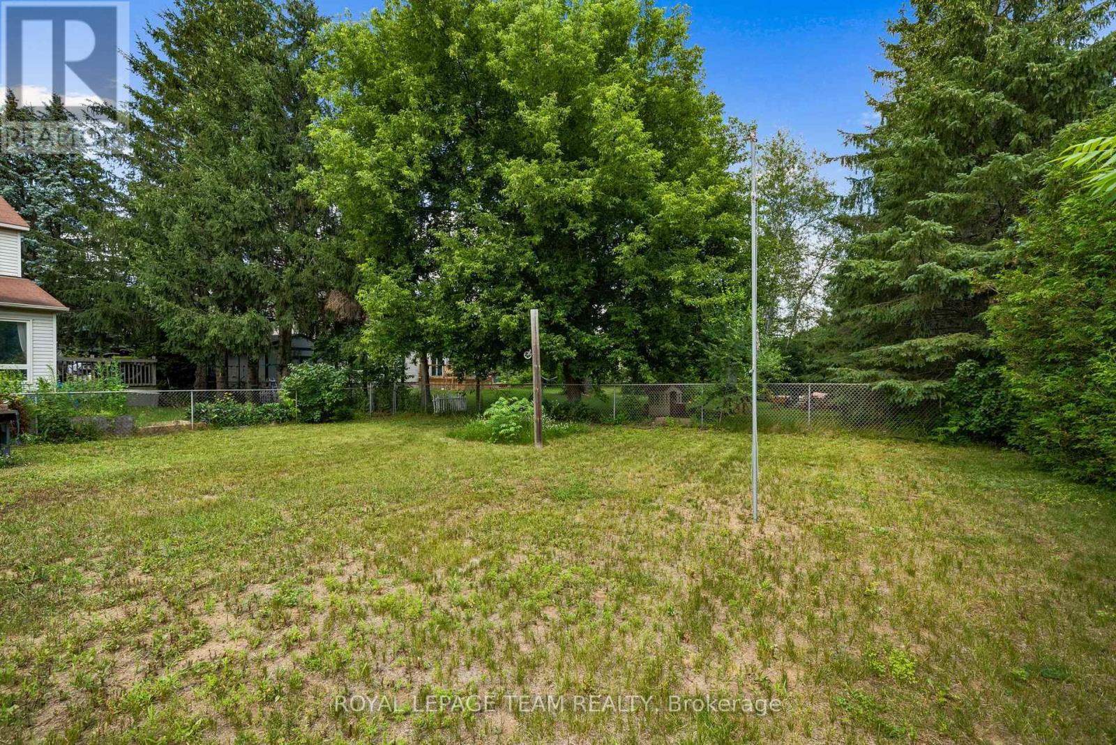 B - 5744 Andrasi Crescent, Ottawa, ON