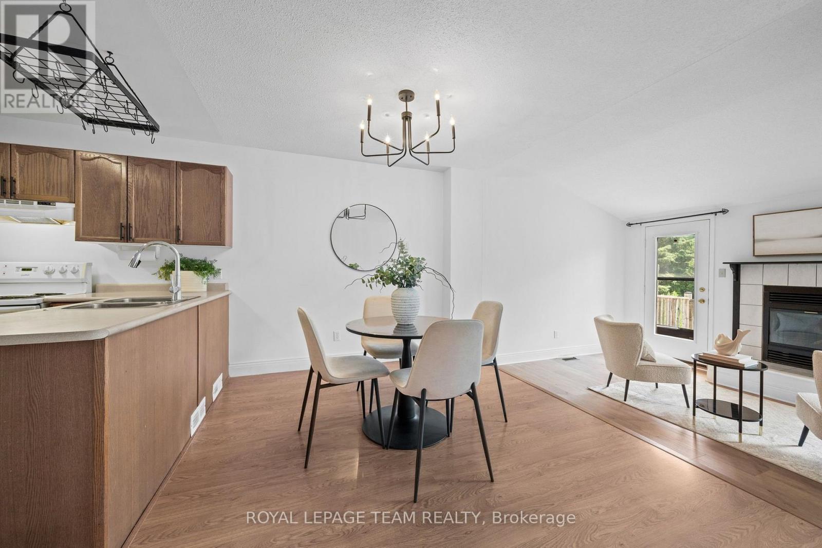B - 5744 Andrasi Crescent, Ottawa, ON
