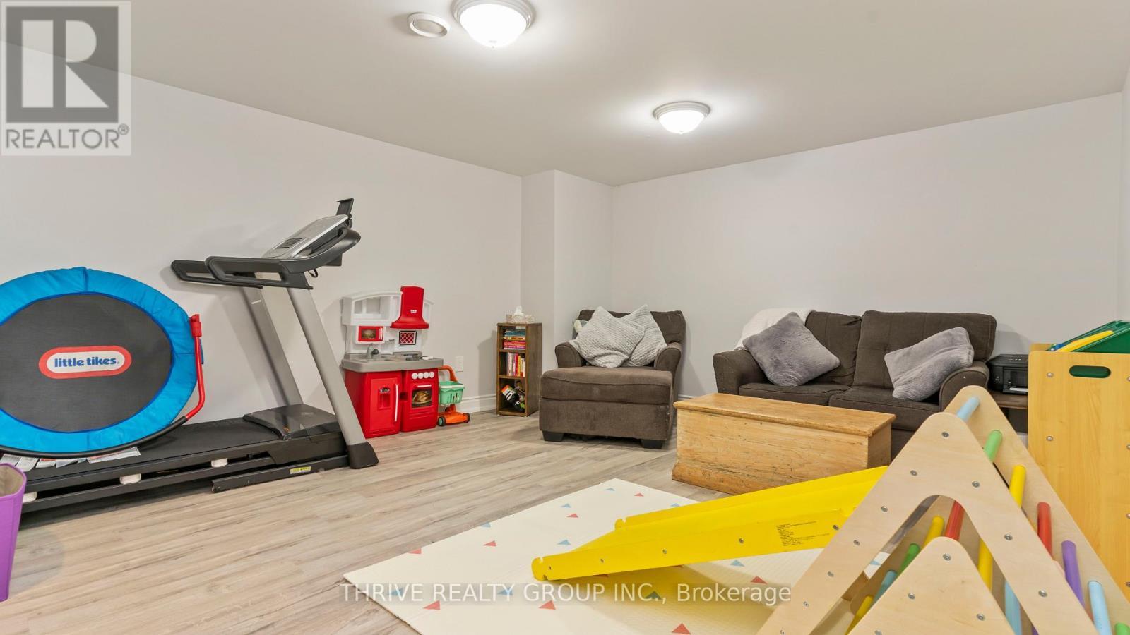 83 Scotchmere Crescent, London South (South X), ON