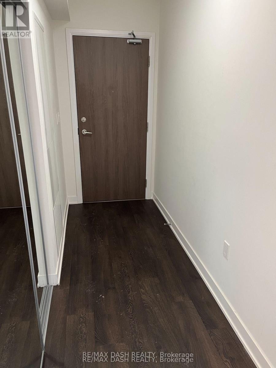 806W - 27 Bathurst Street, Toronto, ON