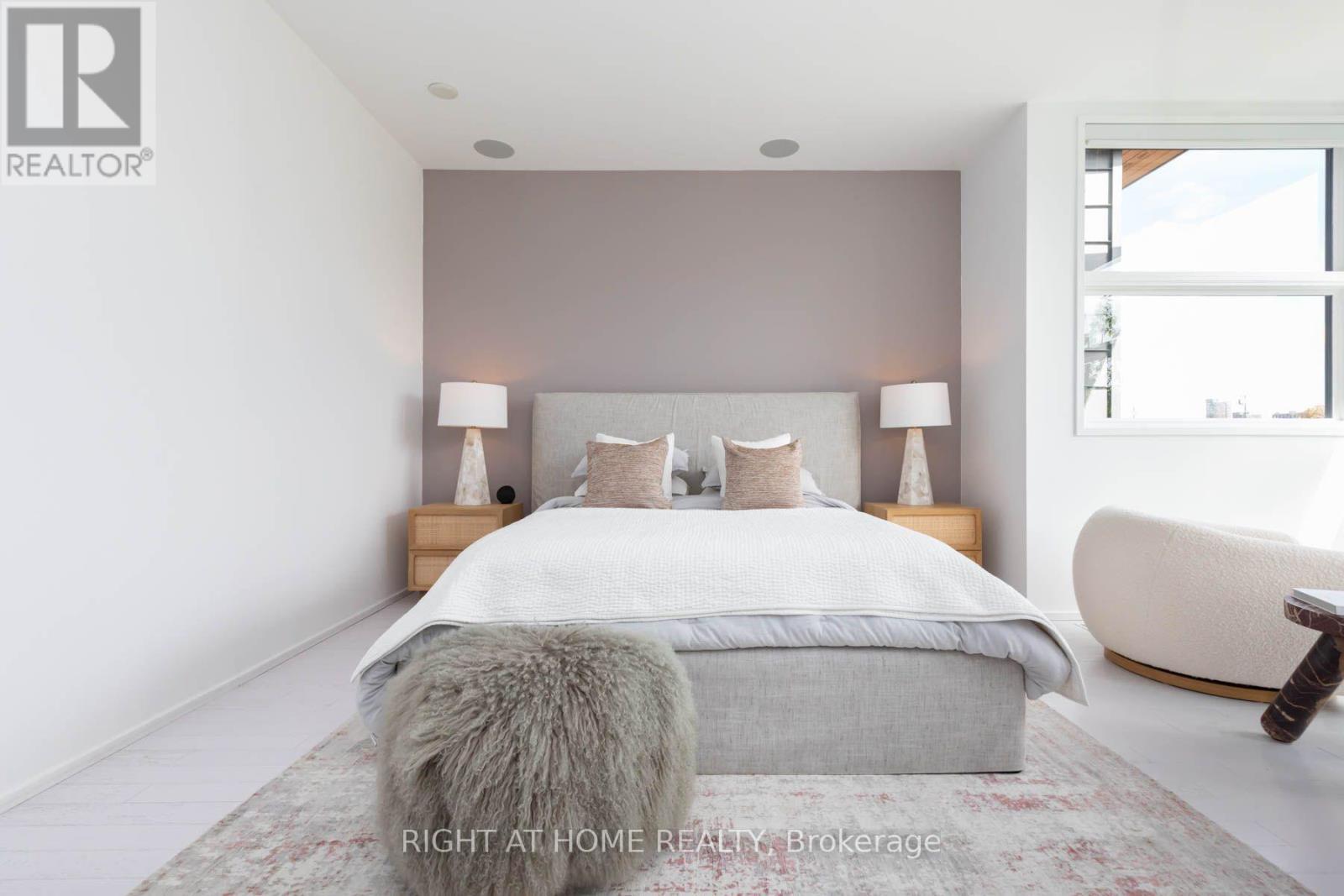 248 Manning Avenue, Toronto, ON