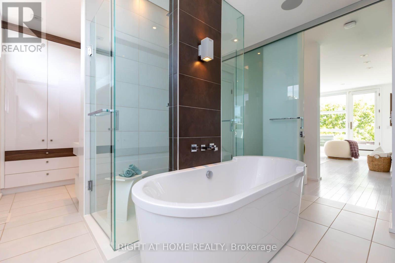 248 Manning Avenue, Toronto, ON