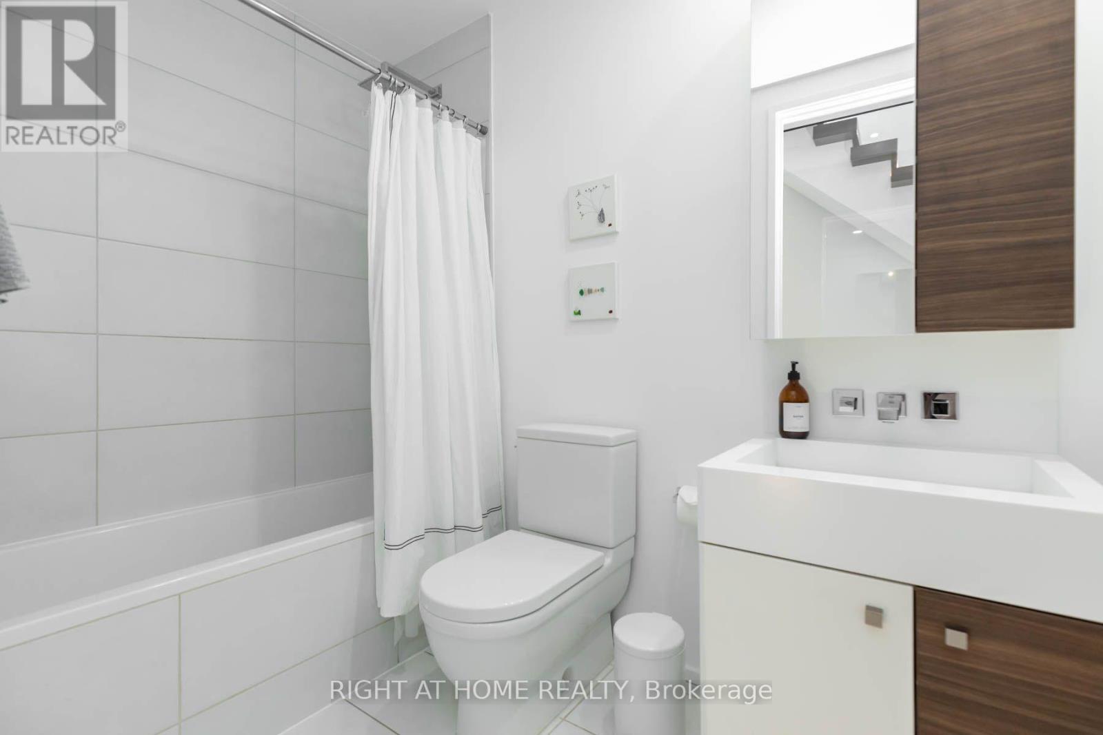 248 Manning Avenue, Toronto, ON