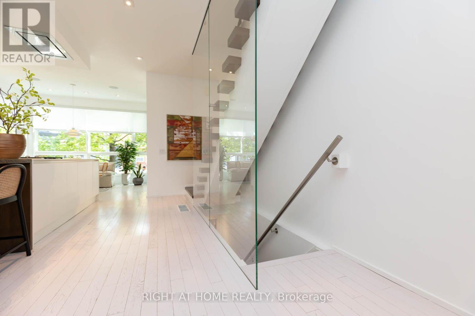 248 Manning Avenue, Toronto, ON