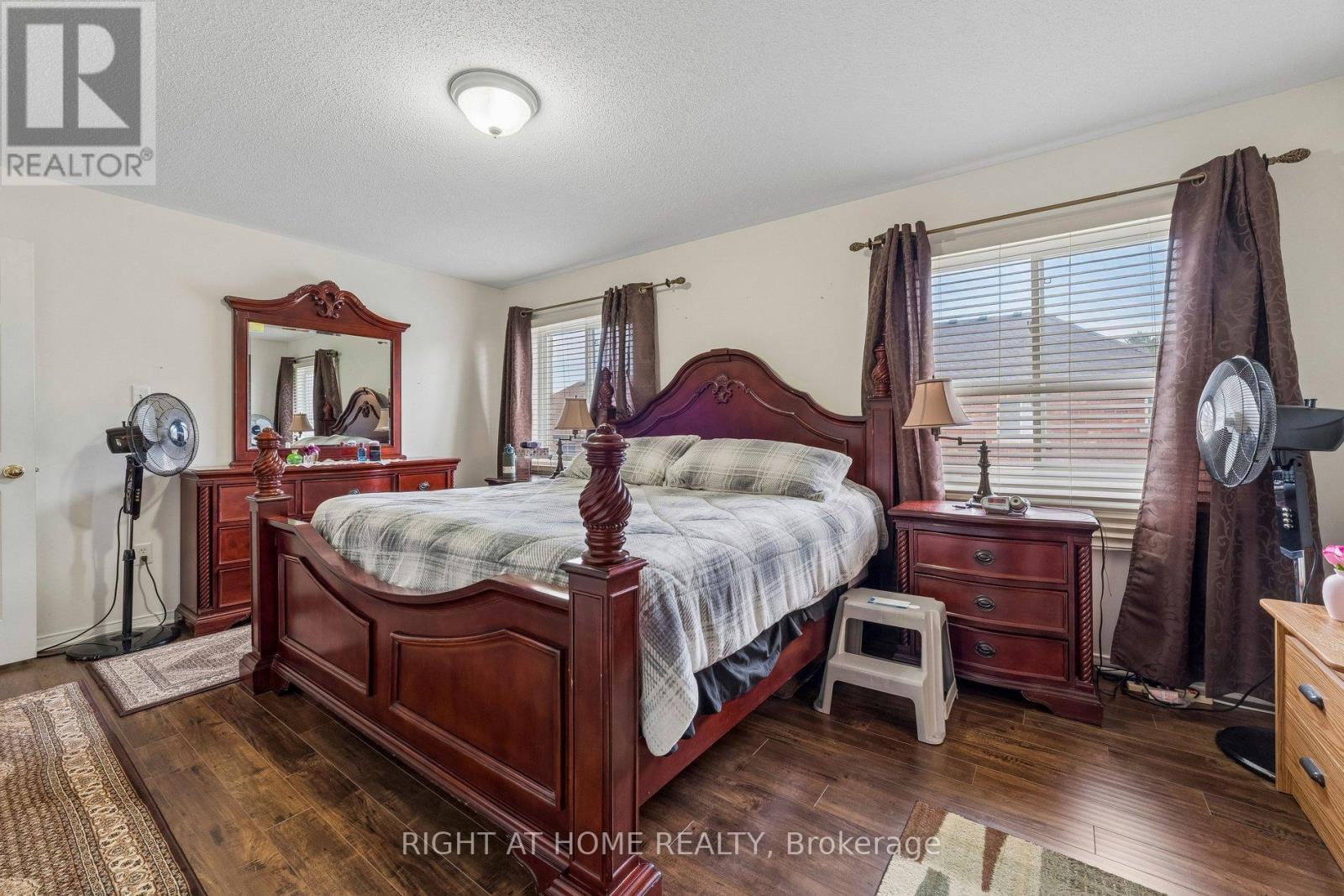 13 Weston Crescent, Ajax, ON