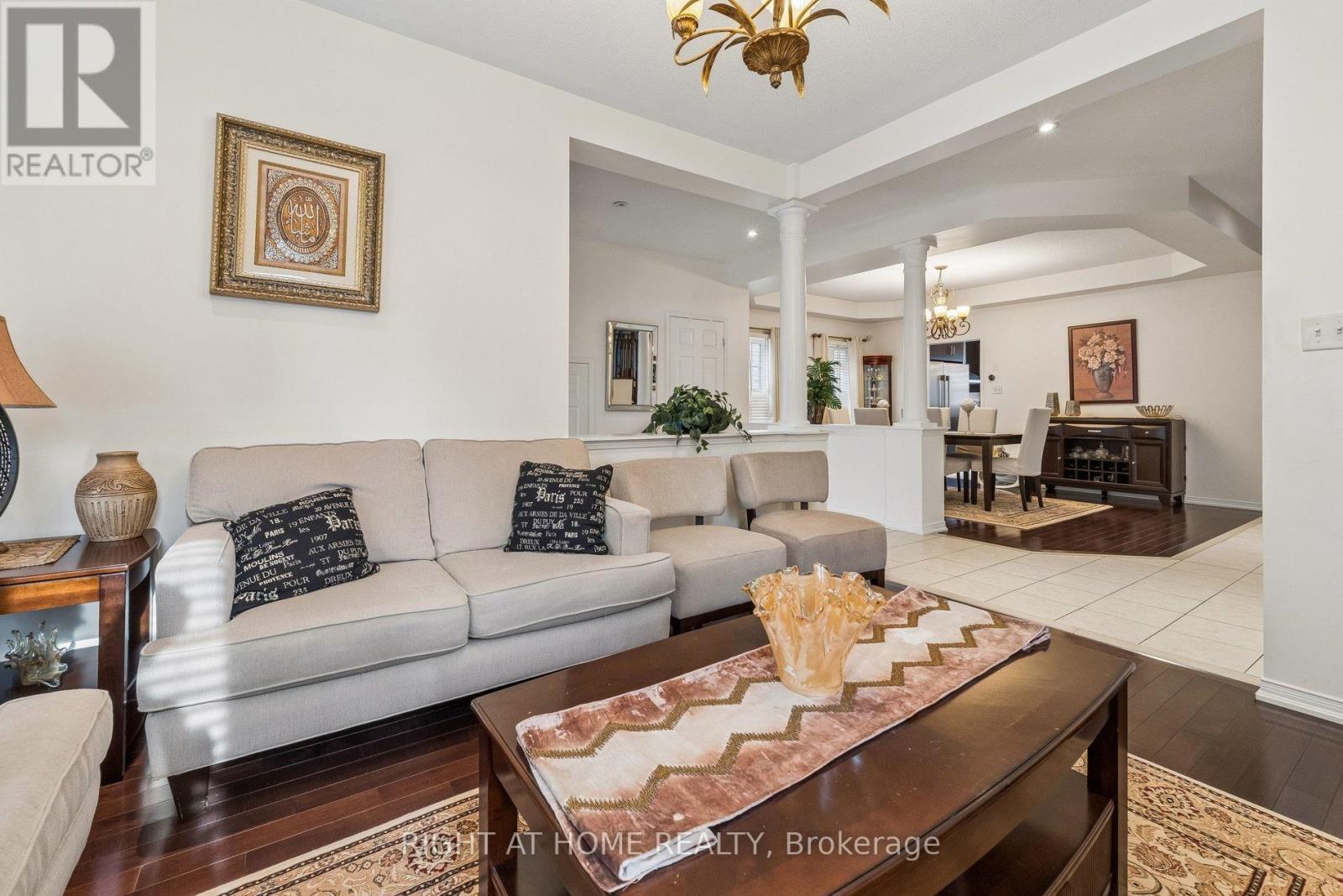 13 Weston Crescent, Ajax, ON