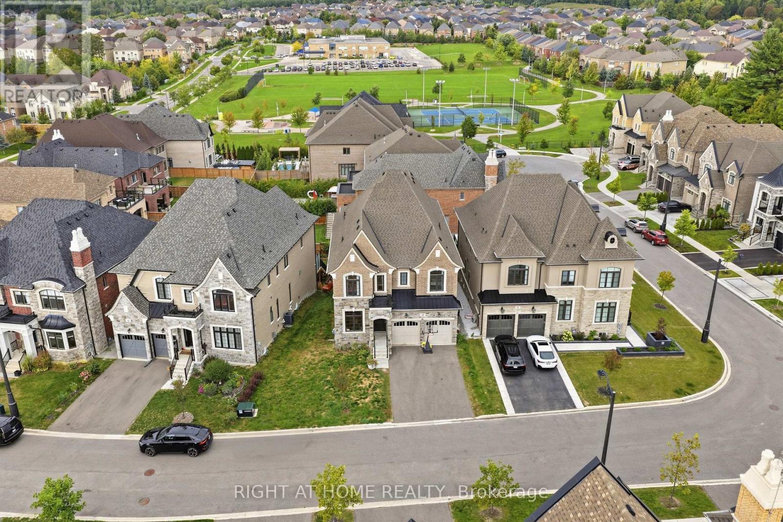 18 Casavant Court, Vaughan, ON