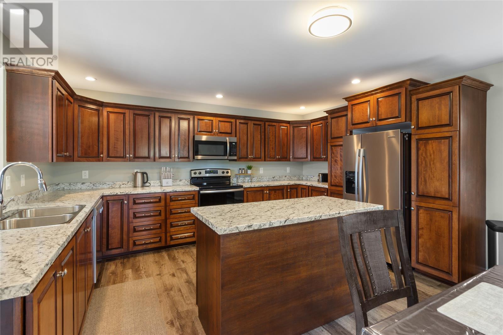 25 Chamberlains Road, Conception Bay South, NL