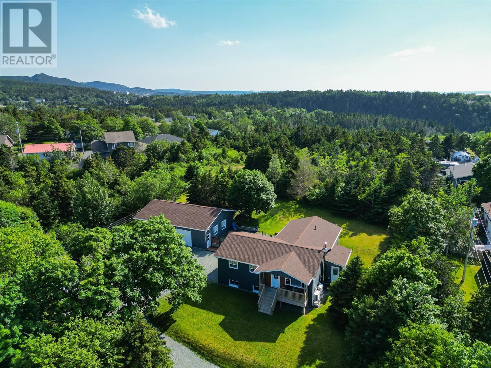25 Chamberlains Road, Conception Bay South, NL