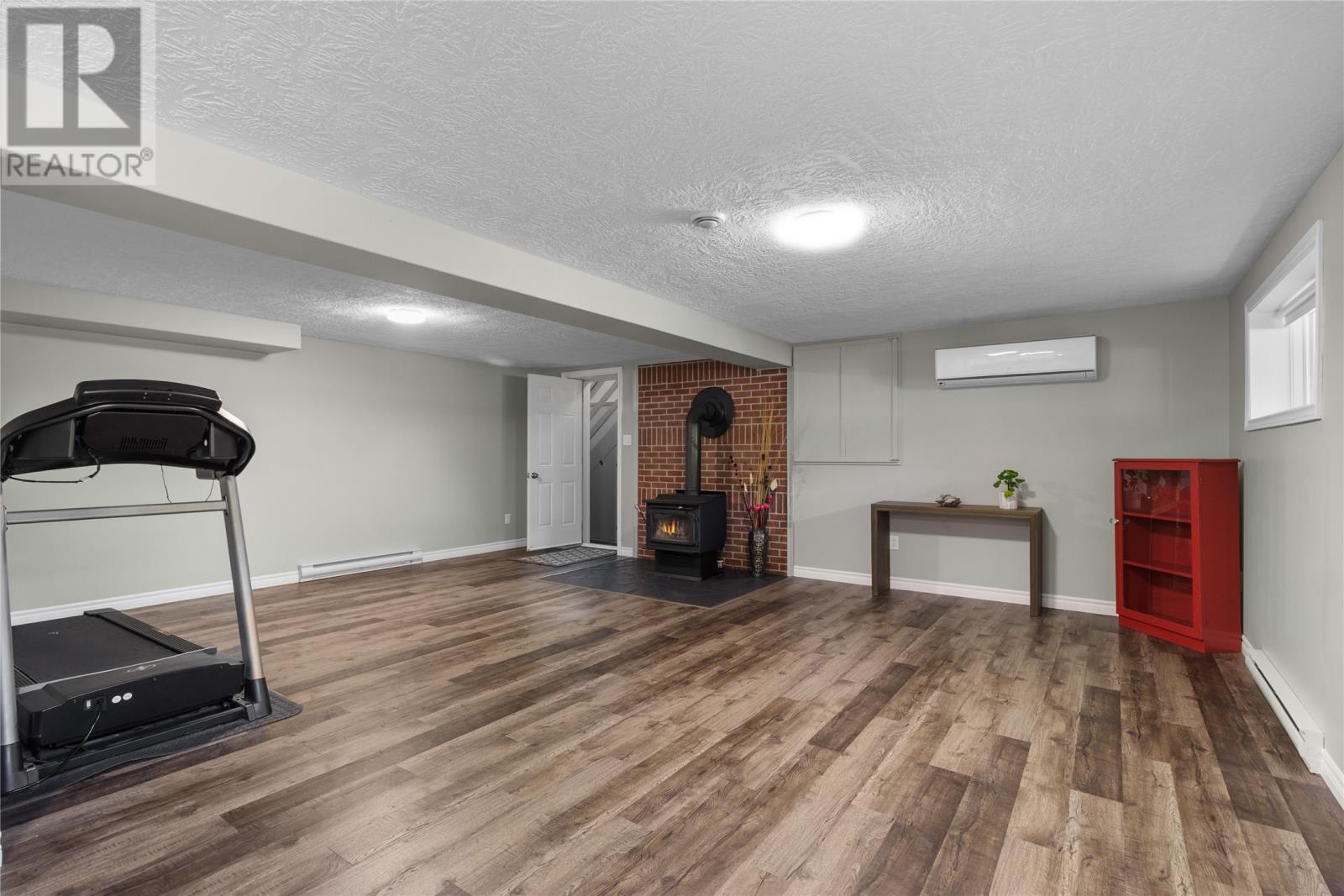 25 Chamberlains Road, Conception Bay South, NL
