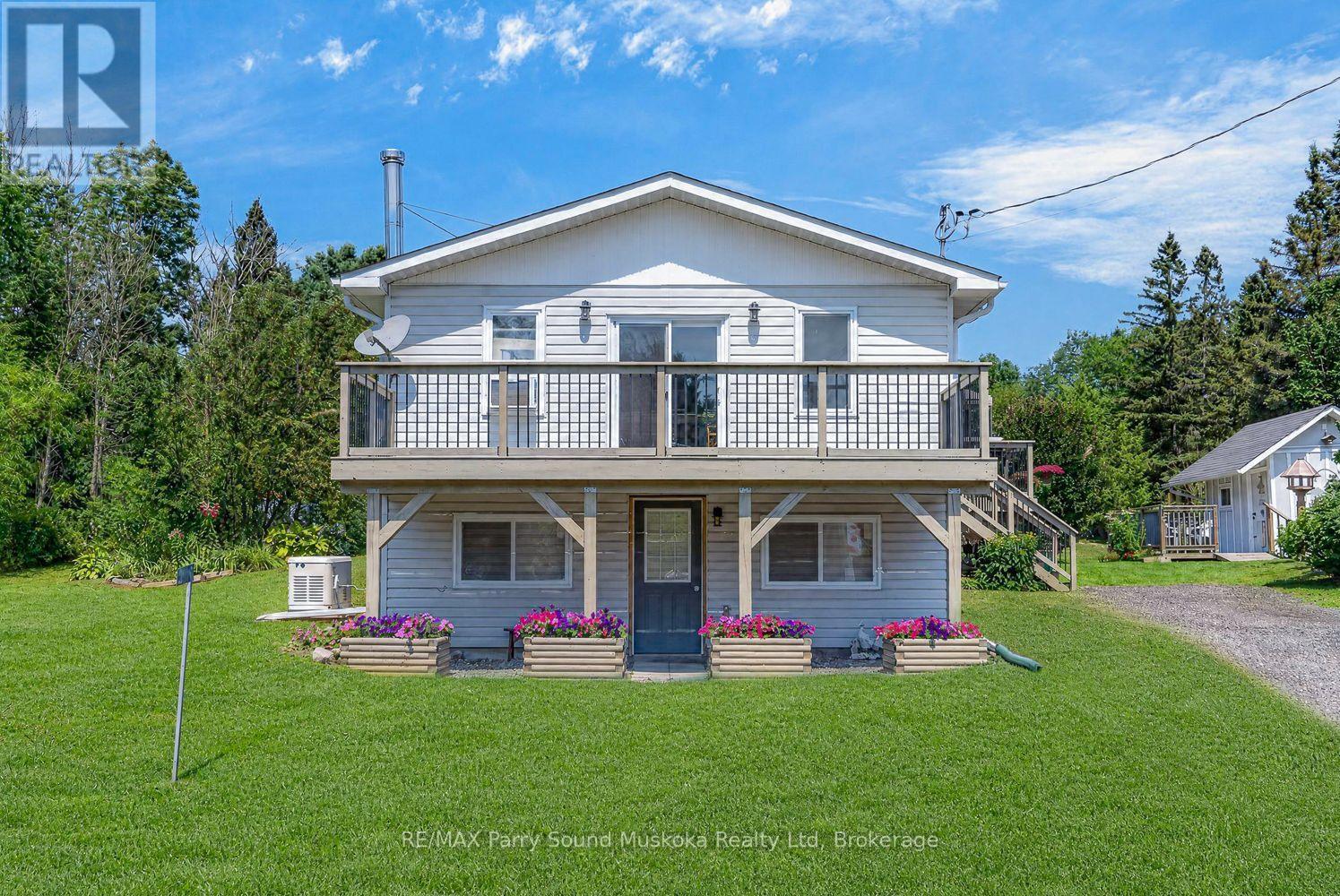 22 Ahmic Street, Magnetawan, ON