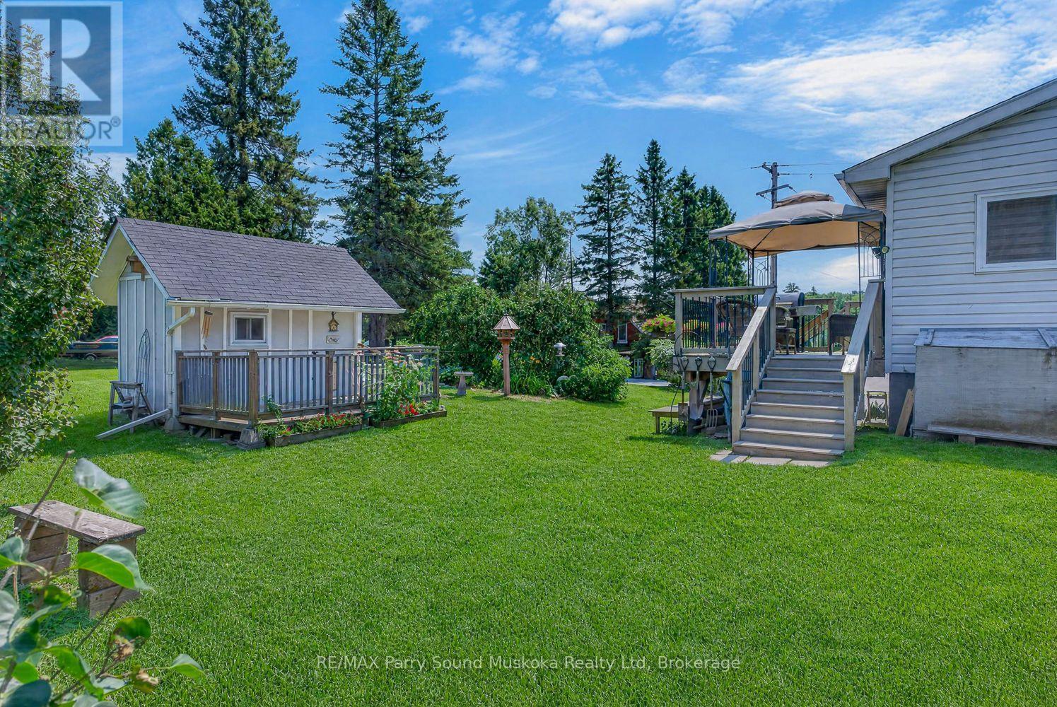22 Ahmic Street, Magnetawan, ON